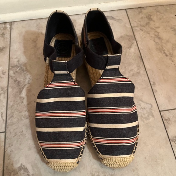 Tory Burch Catalina 3 50MM Striped Canvas/Elastic Espadrille in Navy Multi - Picture 3 of 11